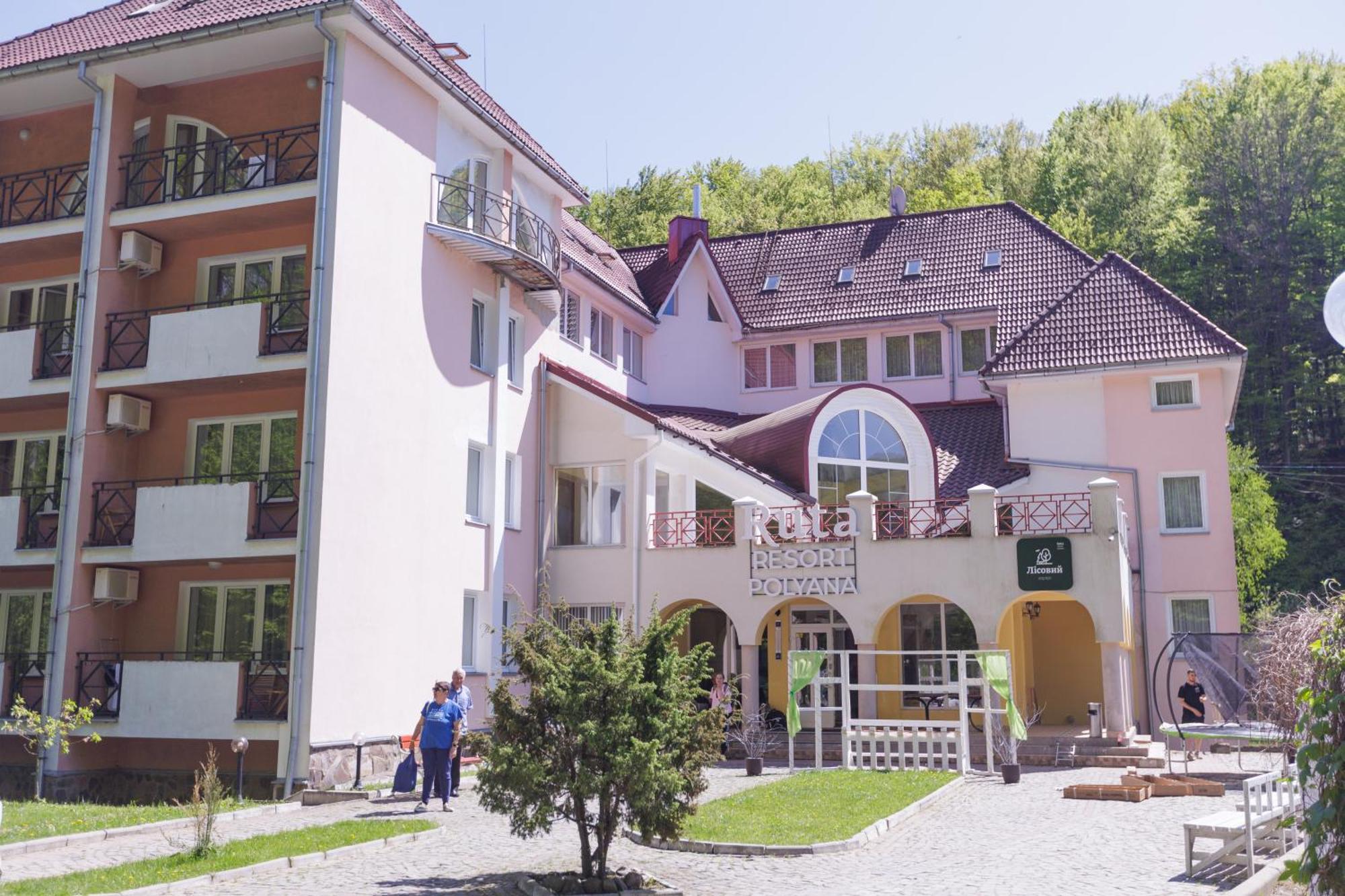 Ruta Resort Polyana Exteriör bild